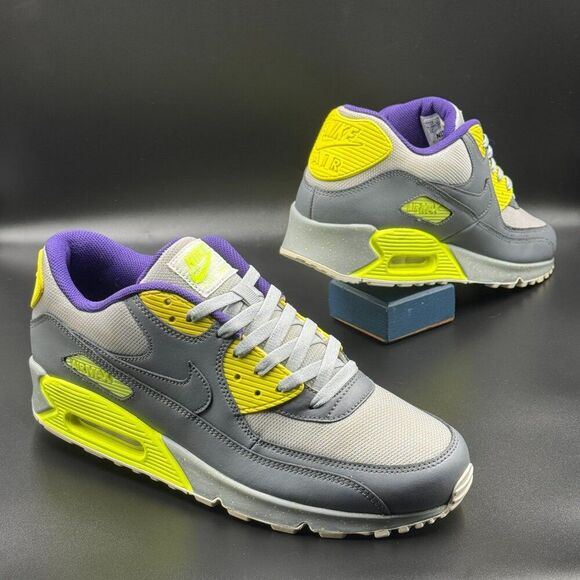 Nike Air Max 90 Essential iD - Picture 1 of 10